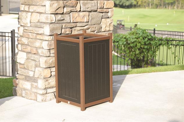 25 Gallon Square Trash Container with Liner